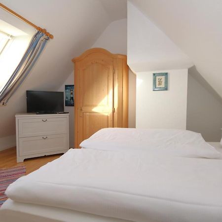 Ferienwohnung Köhler am Dorfteich Wenningstedt-Braderup Exterior foto